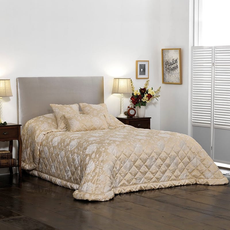 Isabel Cream Bedspread