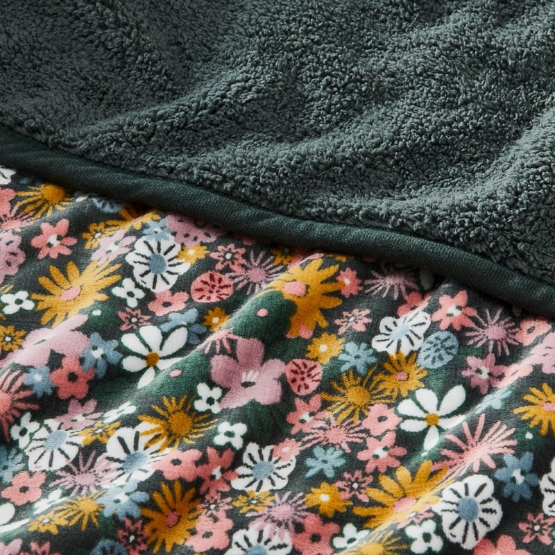 Sherpa Habitation Floral Blanket 