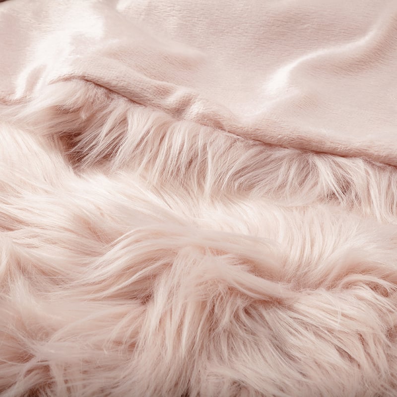 Alpine Fur Blanket Dusty Pink