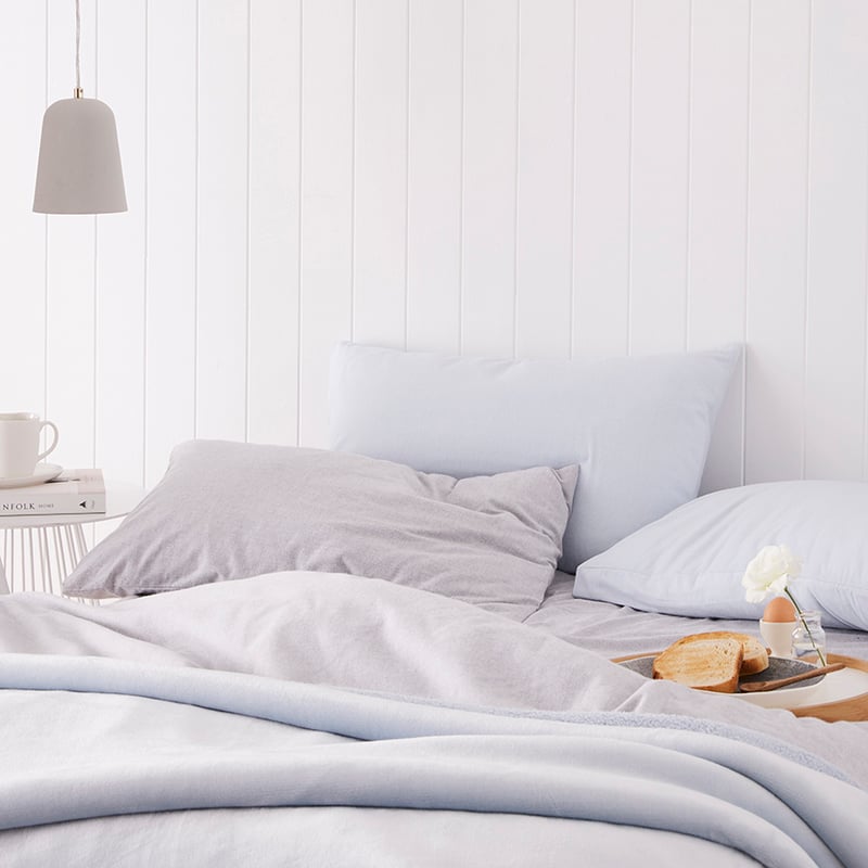 Sherpa Blanket Pale Blue