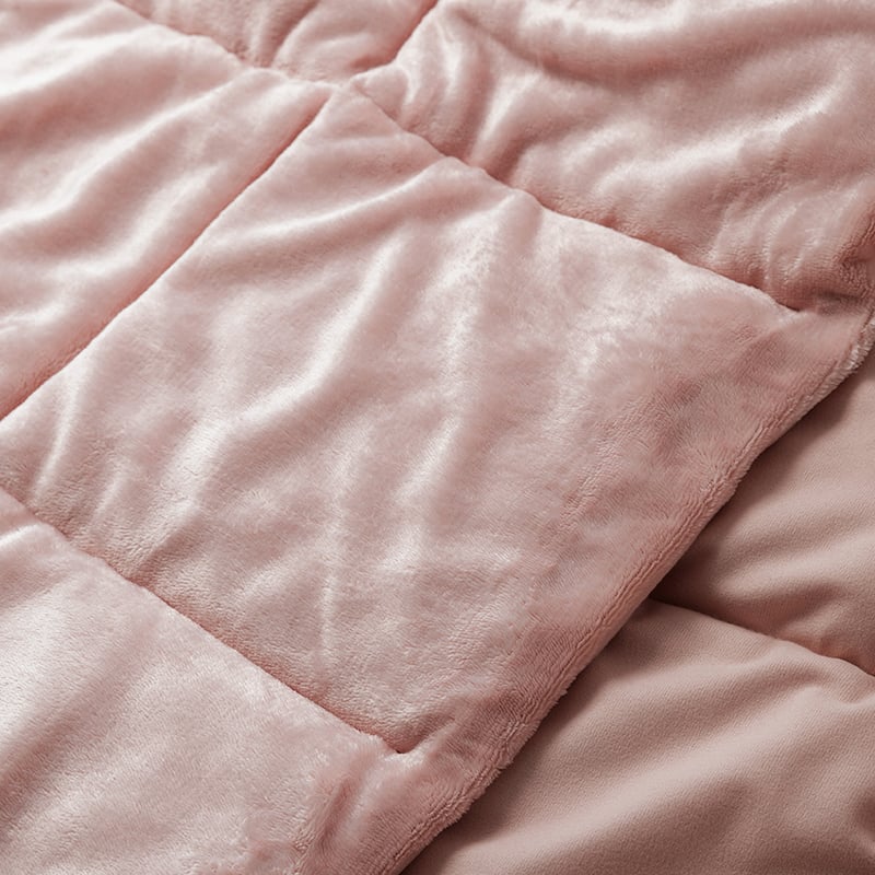 Plush Quilted Blanket Rose