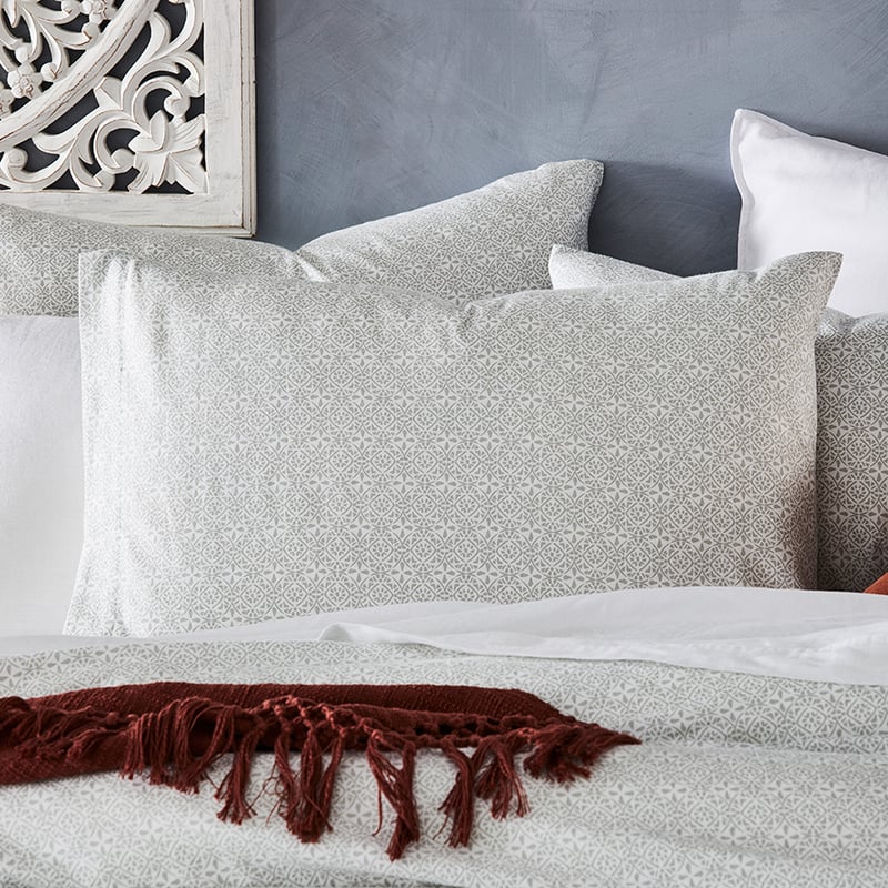 Printed Flannelette Silver Moroccan Quilt Cover Set