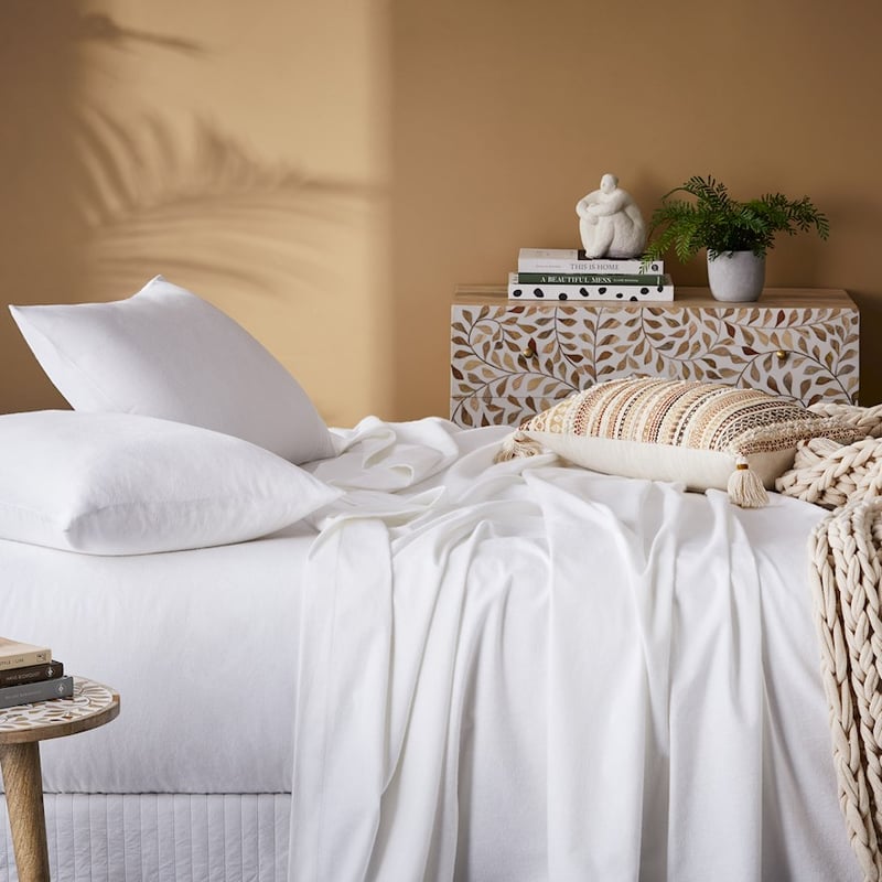 Flannelette White Pillowcase