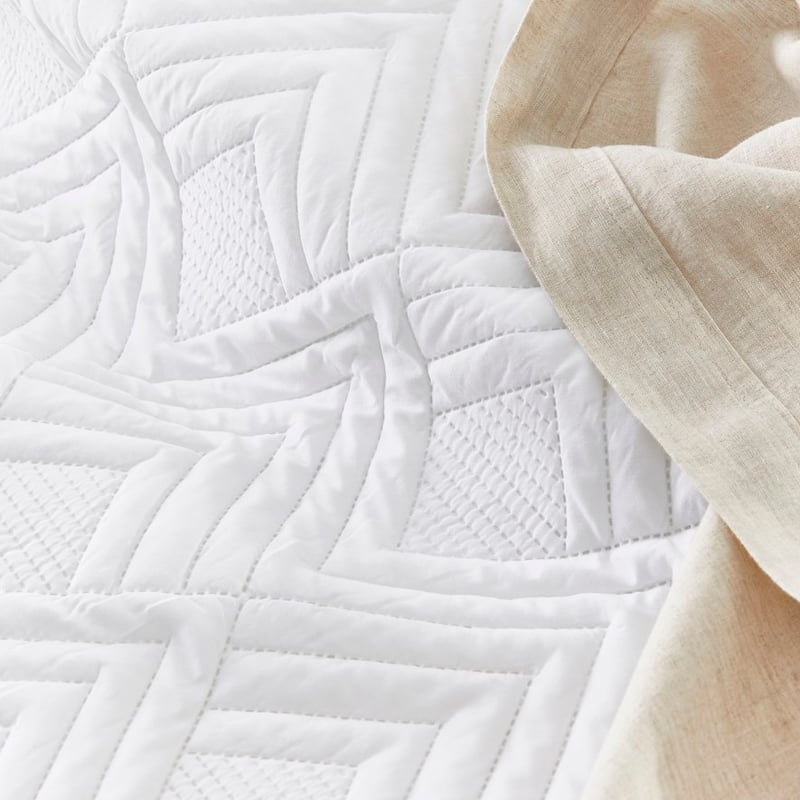 Aiden White Quilted Microfibre Coverlet Set
