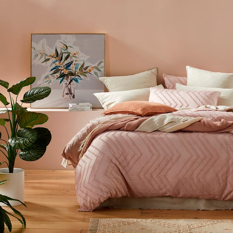 Aztec Microfibre Pink Quilt Cover Set
