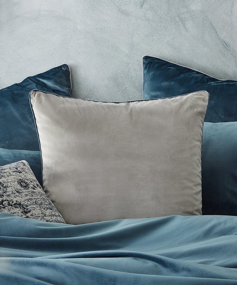 Zara Velvet Quilt Cover Set in Royal