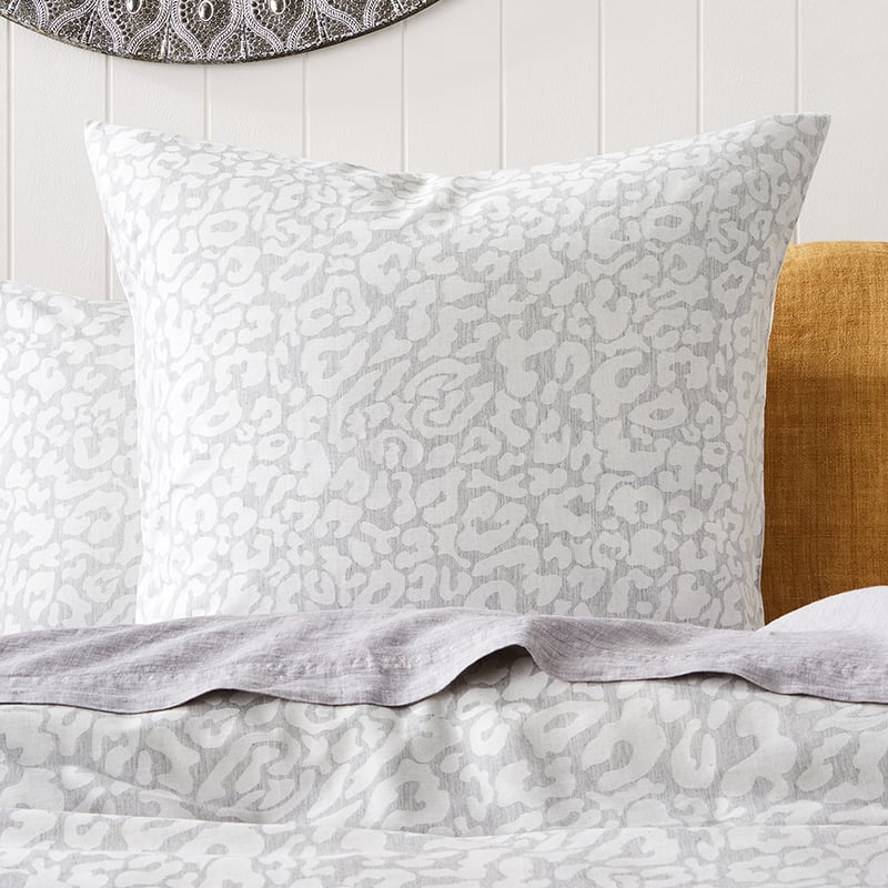 Safari Quilt Cover Set White