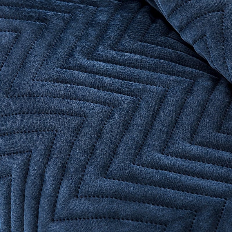 Lee Quilted Velvet Navy Quilt Cover Set