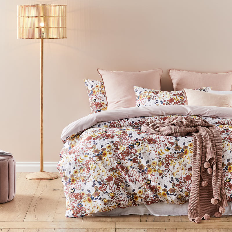 Cluster Multi Quilt Cover Set