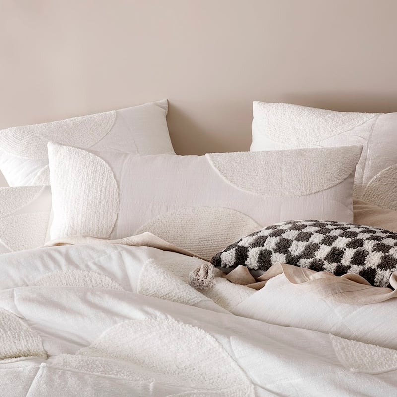 Luna Chenille Off White Quilted Pillowcase