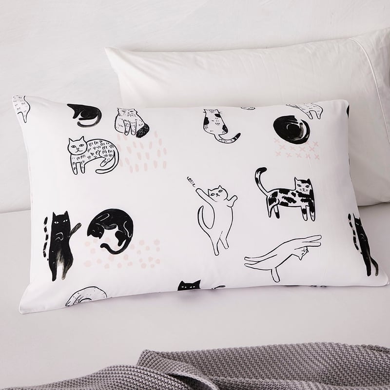 Text Pillowcase Ziggy