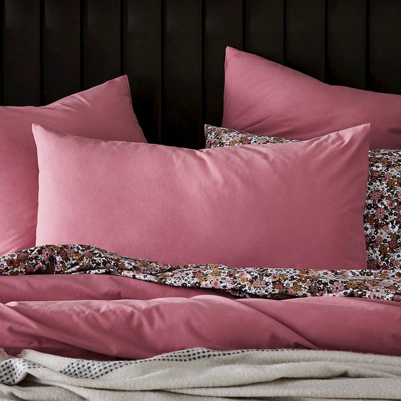 Stonewashed Cotton Berry Pillowcase