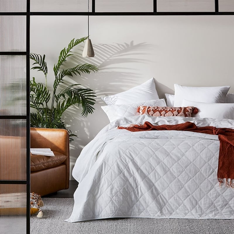 Stonewashed Cotton White Quilted Pillowcase