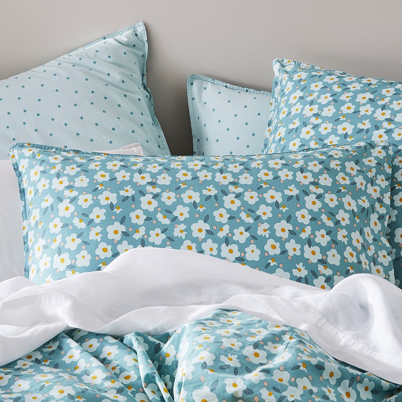 Stonewashed Printed Cotton Sage Daisy Pillowcase