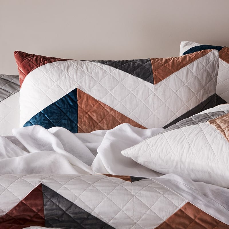 Rebecca Judd Loves Anais Velvet Quilted Quilt Cover