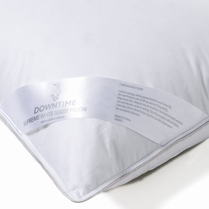 Supreme Goose Standard Pillow