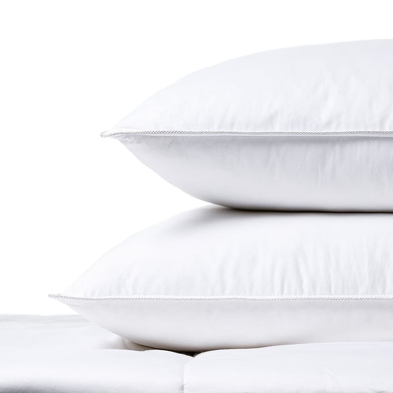 Supreme Goose Standard Pillow