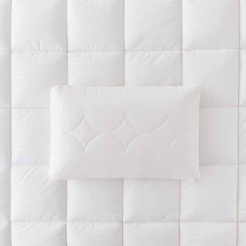 Balance Standard Pillow