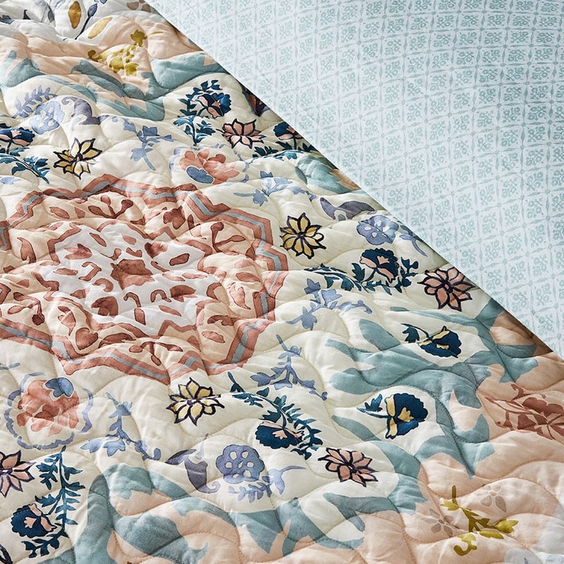 Delilah Quilted Quilt Cover