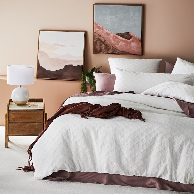 Lattice Matelasse White Quilt Cover