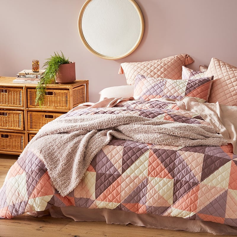 Roxy Quilted Quilt Cover
