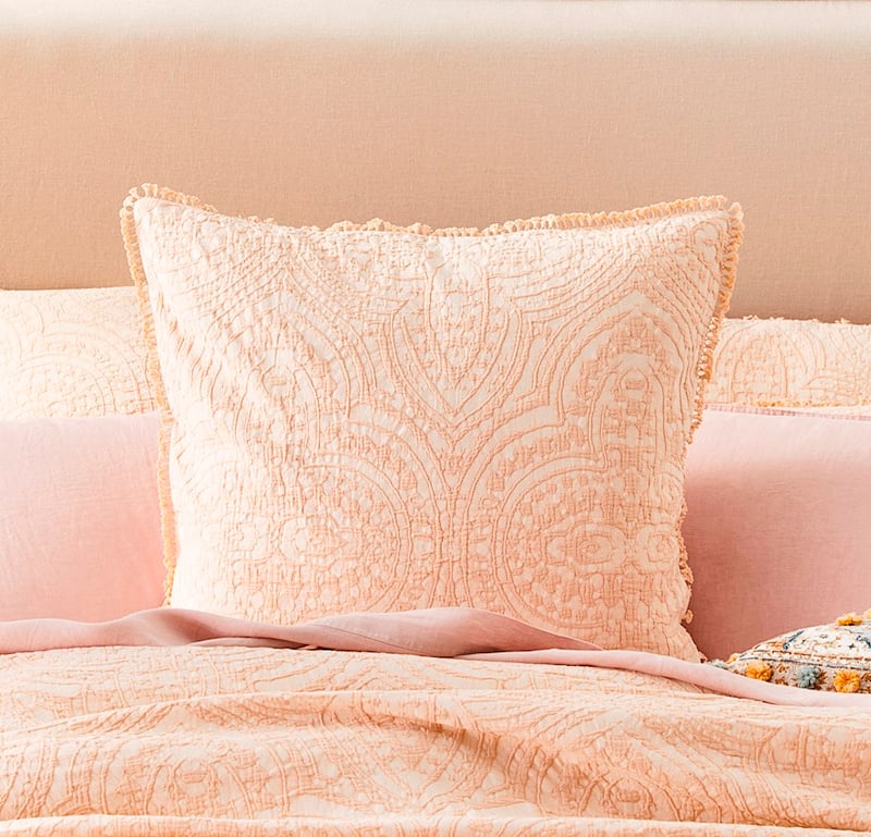 Esha Matelasse Pink Sand Quilt Cover