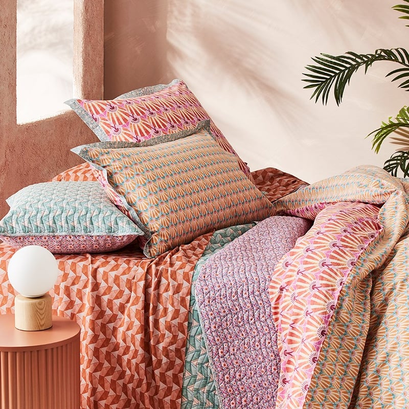 Mumbai Hot Pink Quilt Cover Set