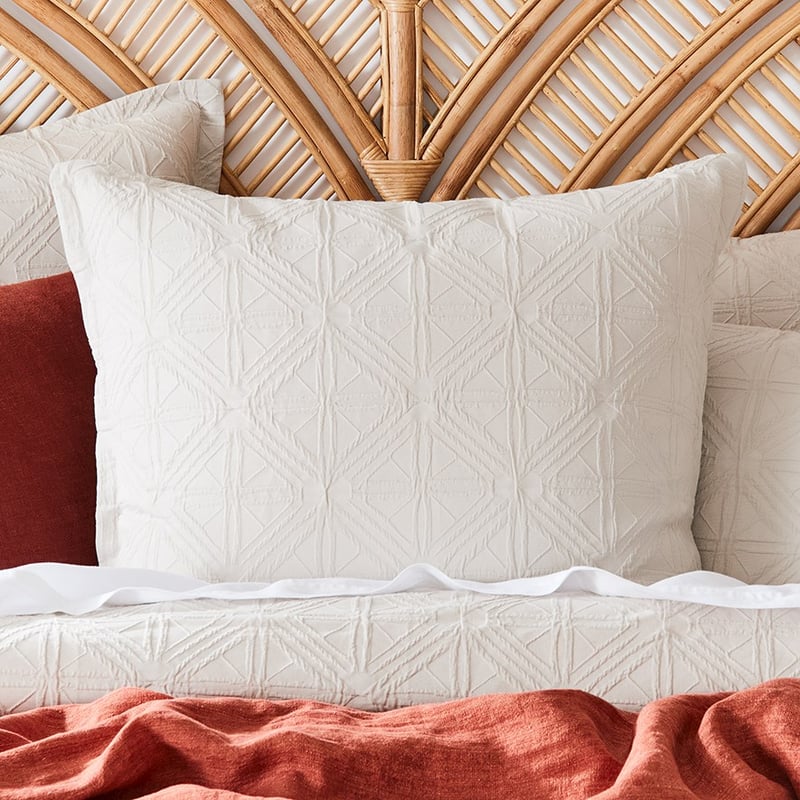 Villa Linen Quilt Cover