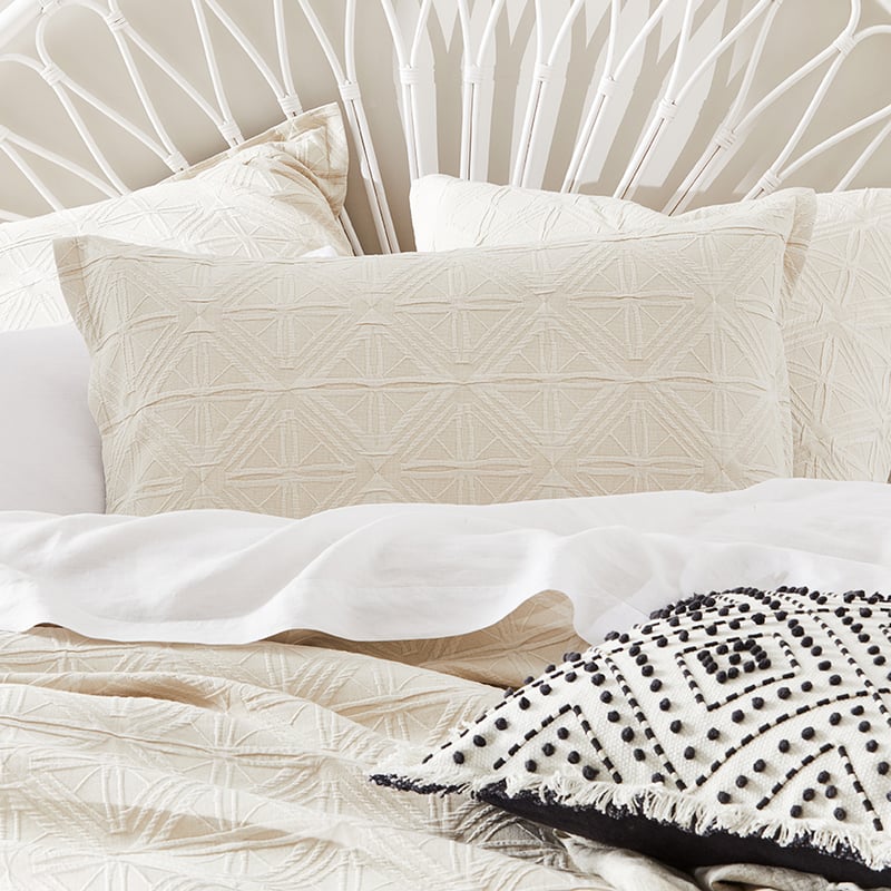 Villa Oatmeal Quilt Cover