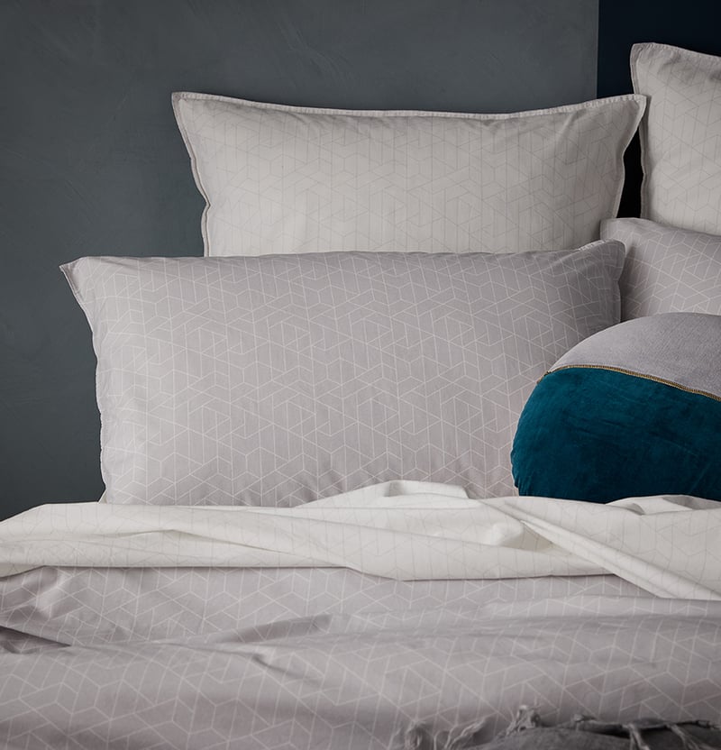 Stonewashed Printed Cotton Grey Hex Quilt Cover