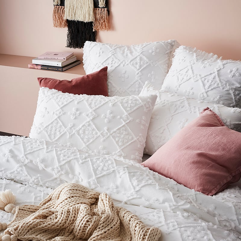 Casablanca Quilt Cover White