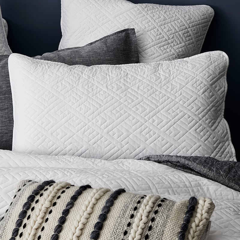 Saxon Quilted Quilt Cover White