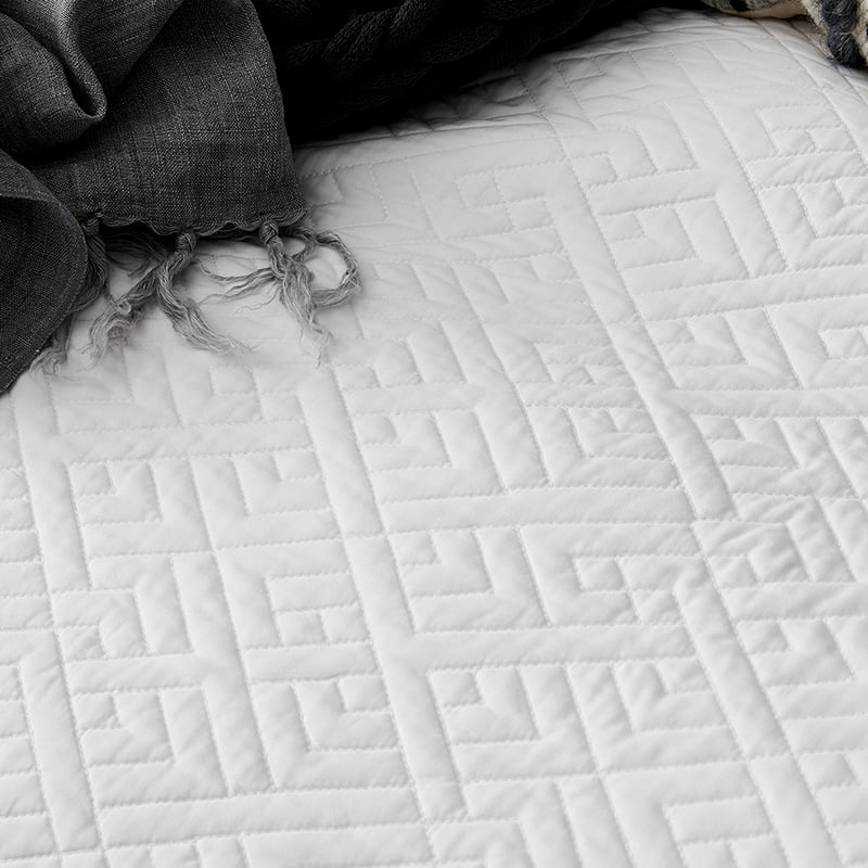 Saxon Quilted Quilt Cover White