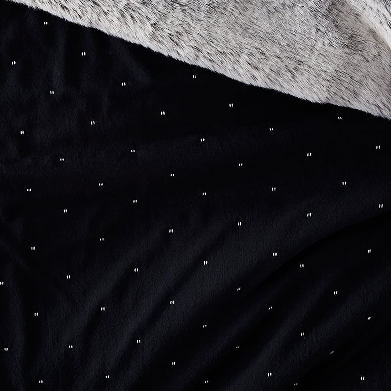 Zena Quilt Cover in Navy