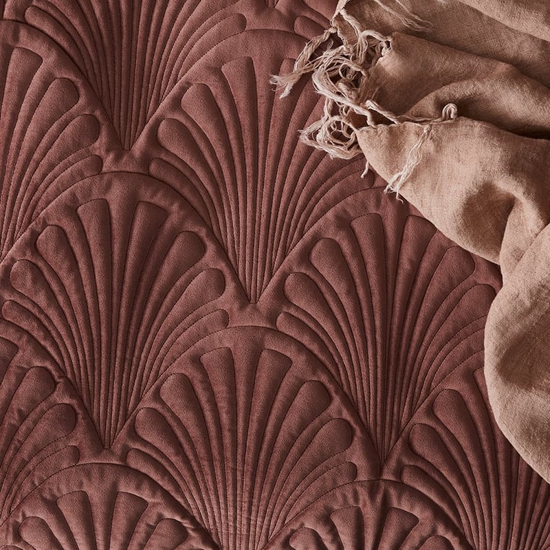 Lavaniya Quilted Velvet Quilt Cover in Rose Quartz