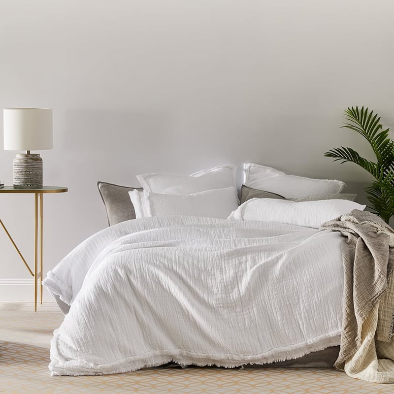 European Collection Cleo Snow Quilt Cover