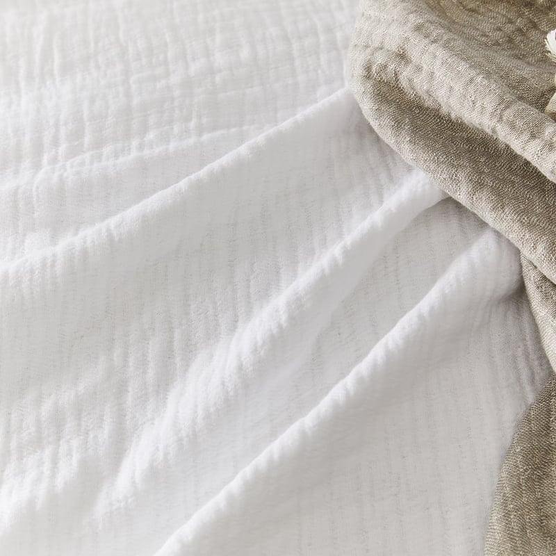 European Collection Cleo Snow Quilt Cover