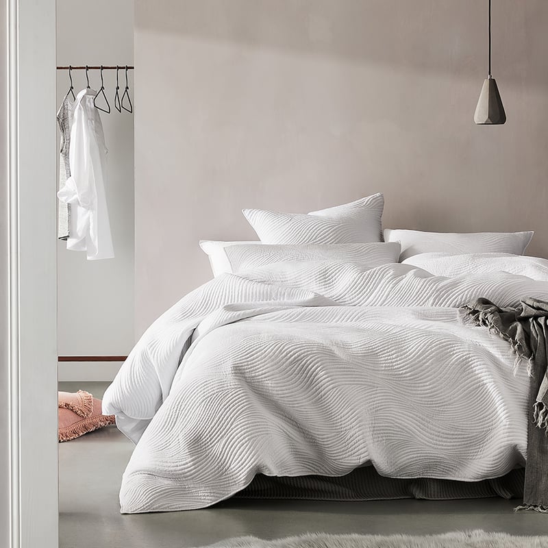 Ripple Quilted Quilt Cover White