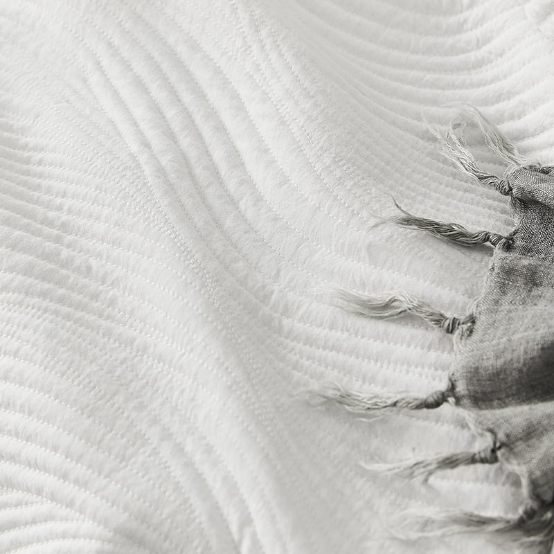 Ripple Quilted Quilt Cover White