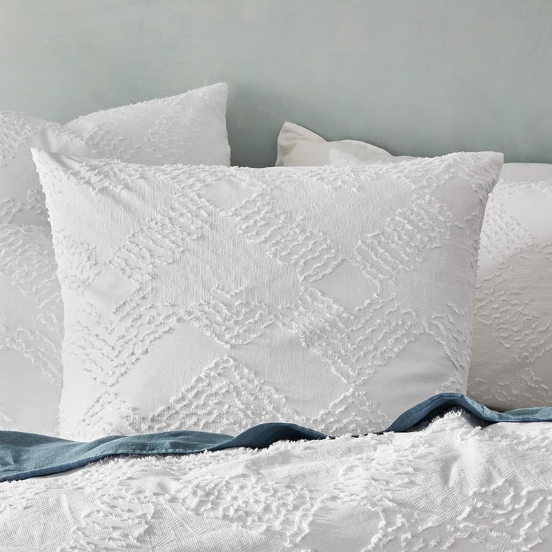 Basilica White Quilt Cover