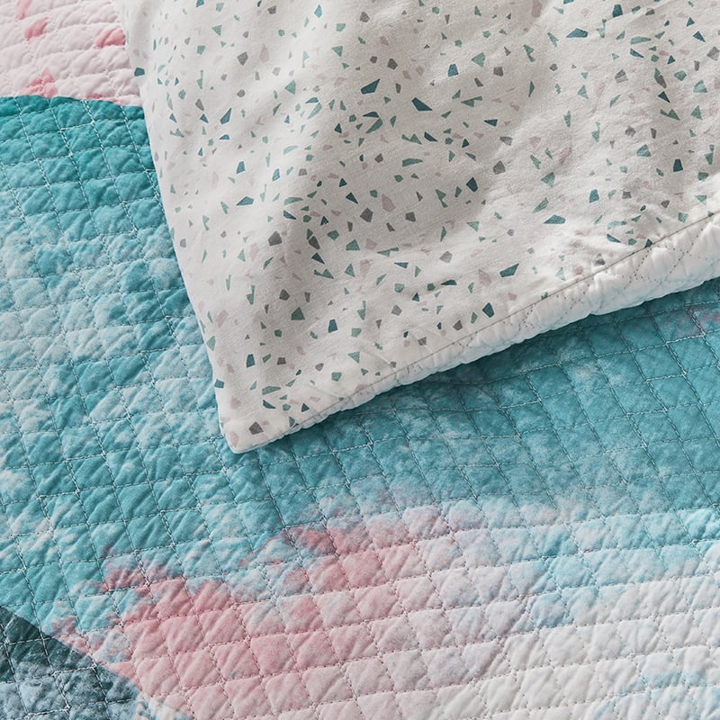 Colorado Quilted Quilt Cover in Blue