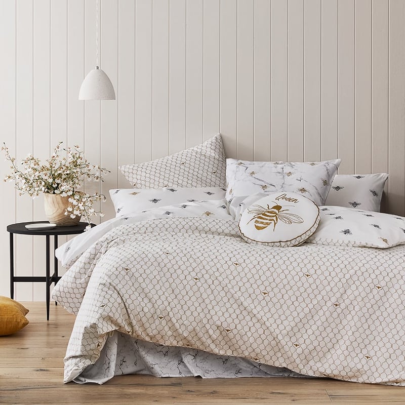 Queen Bee White Quilt Cover Set