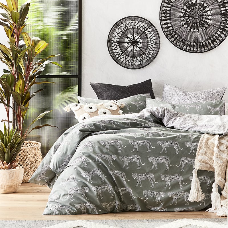 Zari Khaki Quilt Cover Set