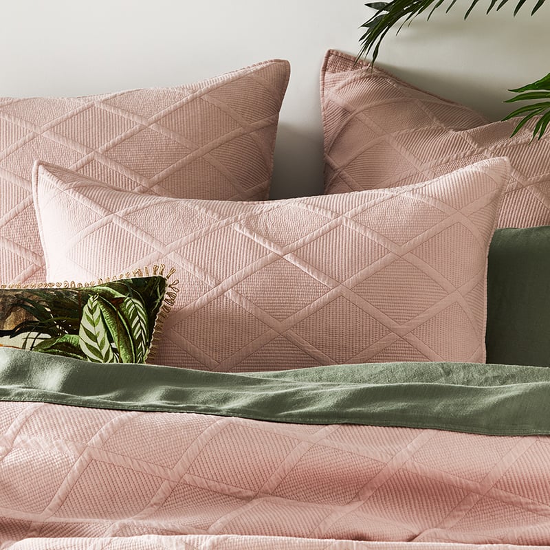 Atticus Violet Quilt Cover