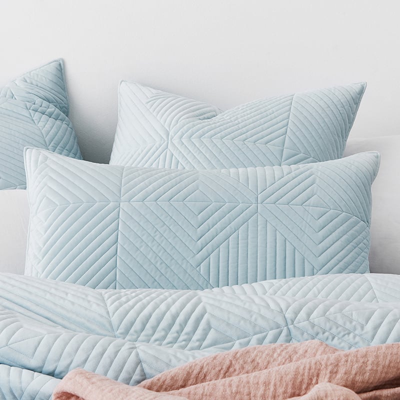 Newport Quilted Velvet Ice Quilt Cover