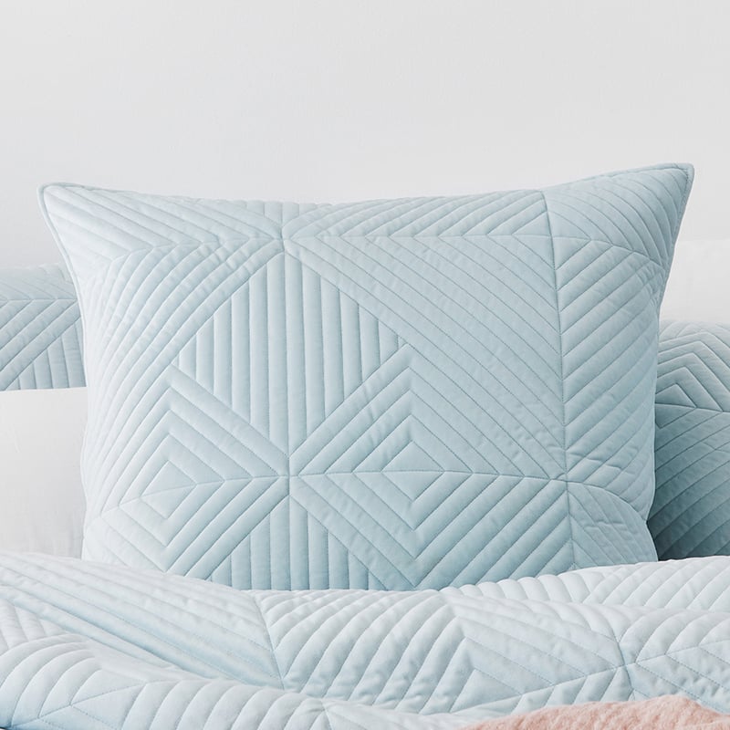 Newport Quilted Velvet Ice Quilt Cover