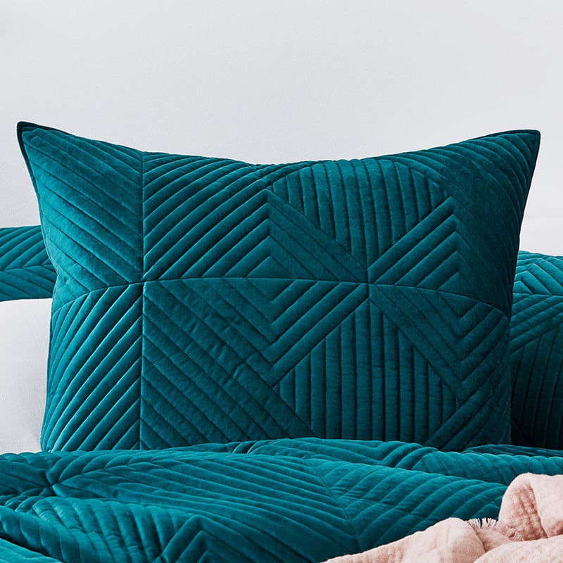 Newport Quilted Velvet Peacock Quilt Cover