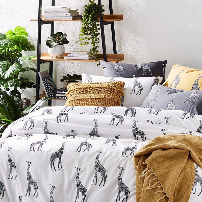 Melman Quilt Cover Set White