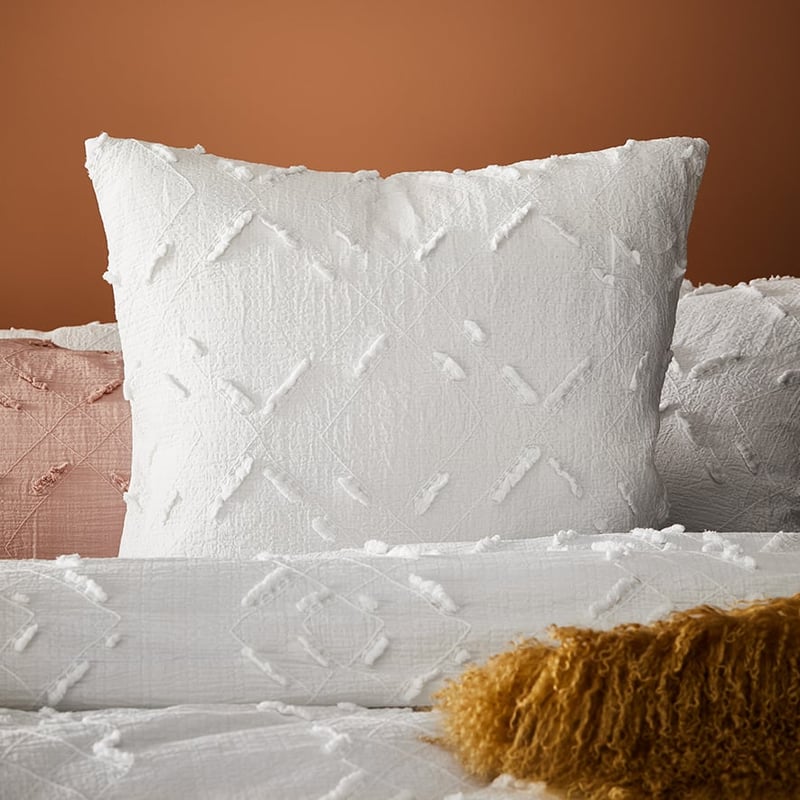 Nova White Quilt Cover