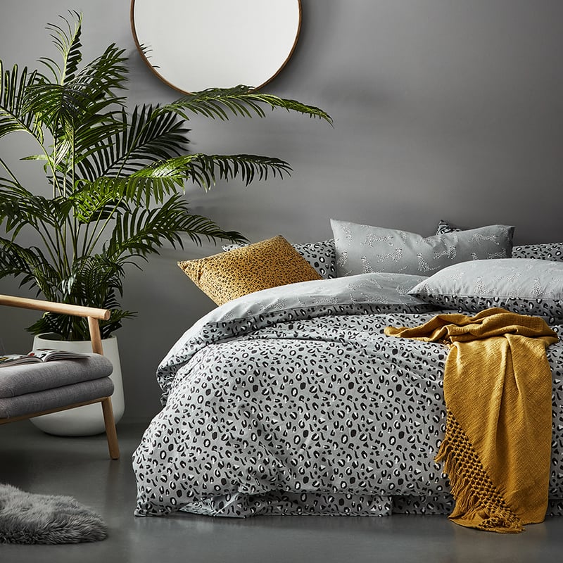 Novelty Printed Grey Cheetah Flannelette Quilt Cover Set